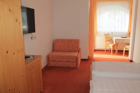 Gemütliches Zimmer zum Buchen in Obergurgl mit Flachbildfernseher